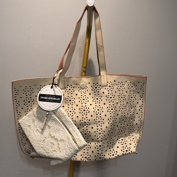Under One Sky Cream and pink Laser-Cut Tote Bag NWT - Picture 3 of 10
